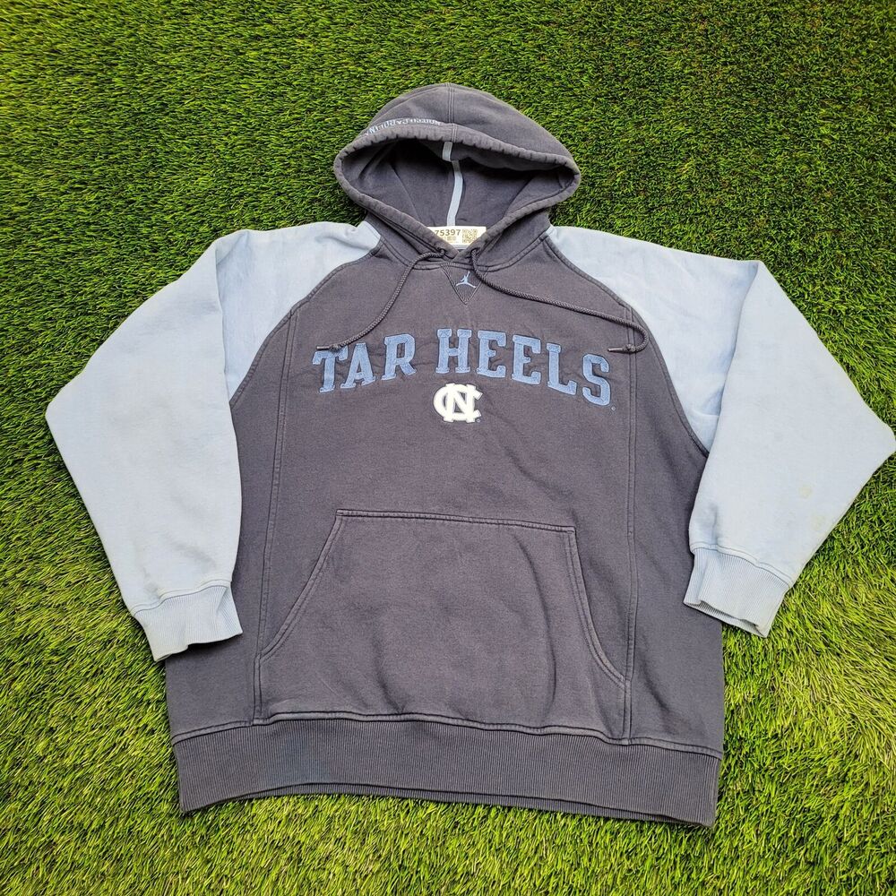 Air-Jordan North-Carolina Hoodie Medium 24x26 Blue
